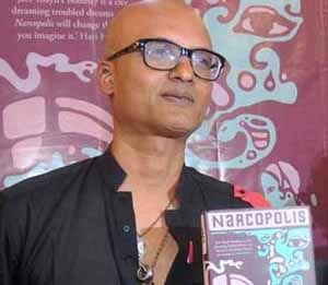 News Photo 1 - U.K. - Arts-Literature - bookerprizejeeth