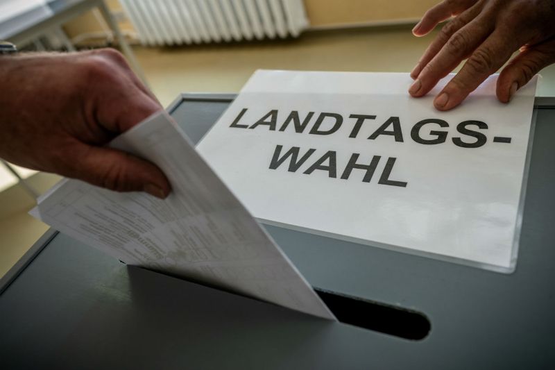 News Photo 1 - Germany - Otta Nottathil - 3920195afd