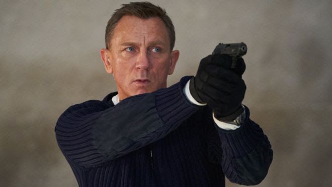 News Photo 1 - U.K. - Cinema - 5320206bond
