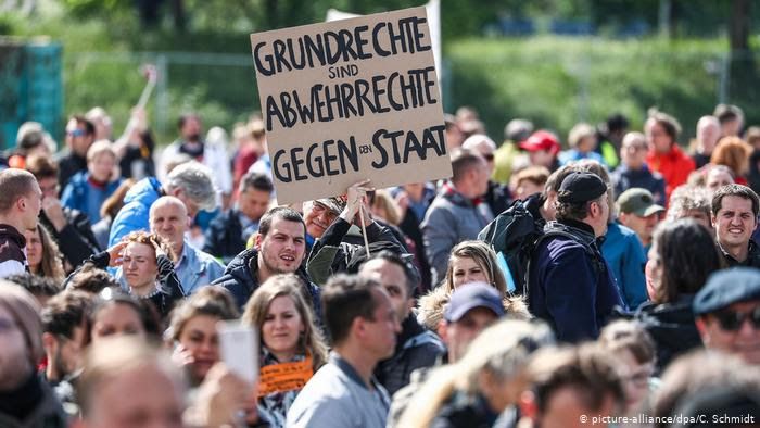 News Photo 1 - Germany - Otta Nottathil - 12520207ideology