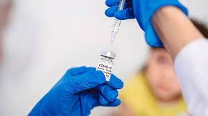 News Photo 1 - U.K. - Otta Nottathil - 15920214vaccine