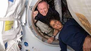 News Photo 1 - America - Otta Nottathil - sunita_return_vehicle