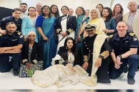 Photo #1 - U.K. - Otta Nottathil - uk_navy_dress_code_saree